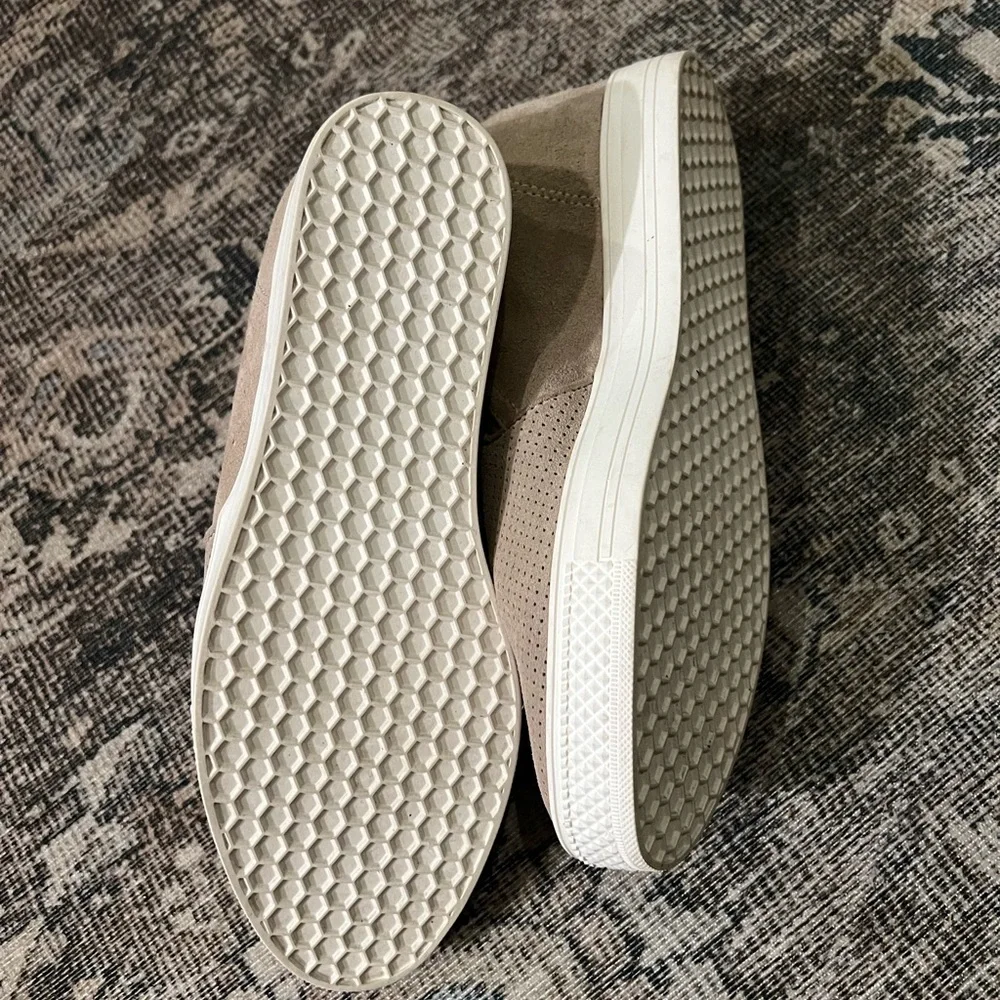 Caslon Allie wedge sneakers in taupe suede 7.5